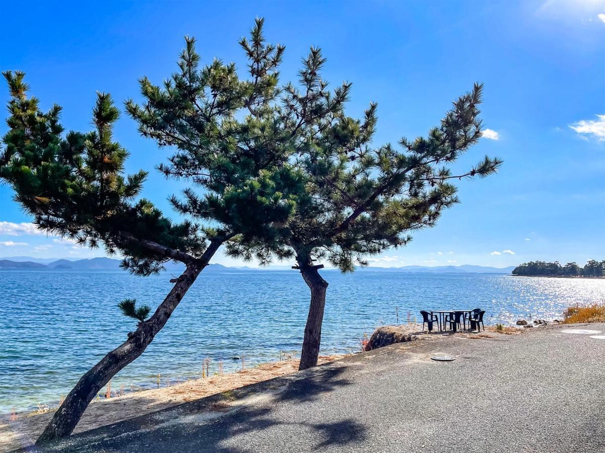 Biwa-Lakeside Cottage B B Dylan Minamikomatsu Екстериор снимка