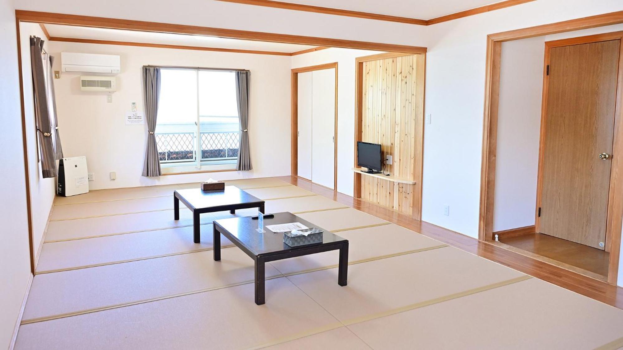 Biwa-Lakeside Cottage B B Dylan Minamikomatsu Стая снимка